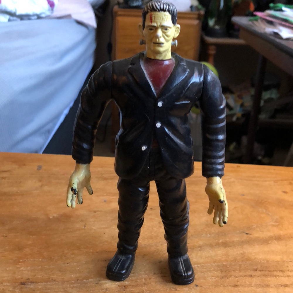 Frankenstein vintage 1986 collectible action figure 4x8
